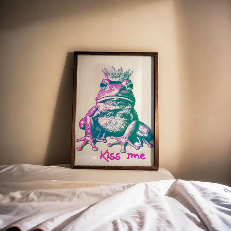 Royal Frog Kiss – Matte Canvas Poster Art Print, UV Resistant