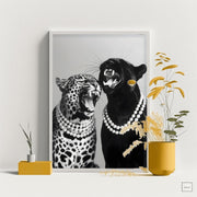 Elegant Black Panther & Leopard Pearl Necklace Wall Art - Luxury Animal Print, Modern Matte Poster, Home Decor for Living Room